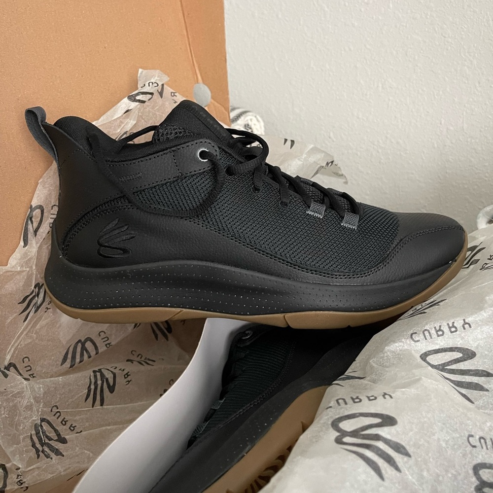Curry | Under Armour Black and Tan Men's Sneakers